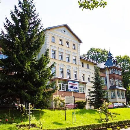Sanatorium Uzdrowiskowe Chemik منتجع