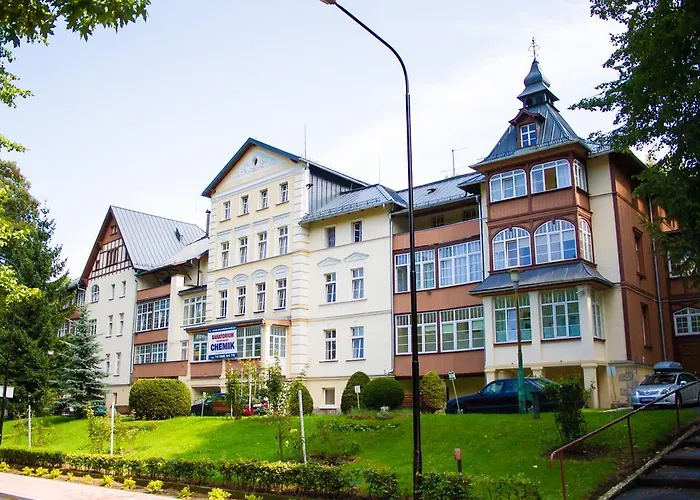 Sanatorium Uzdrowiskowe Chemik * Duszniki Zdroj